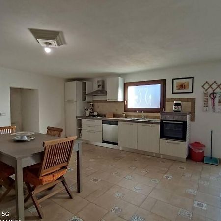 Casa Relax In Periferia Con Ingresso E Parcheggio Privato. Apartamento Zimmardo Exterior foto