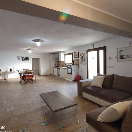 Casa Relax In Periferia Con Ingresso E Parcheggio Privato. Apartamento Zimmardo Exterior foto